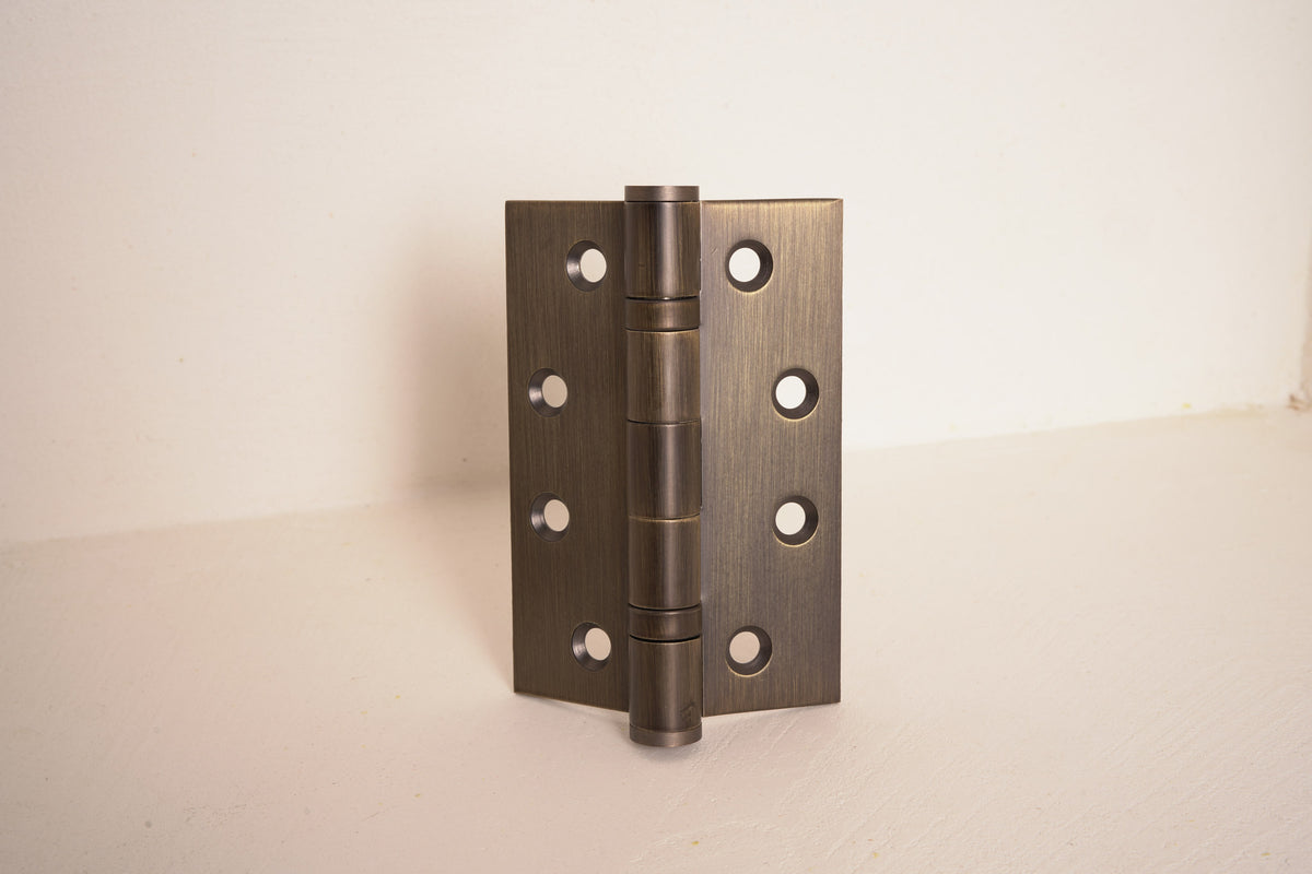 The Axis Door Hinge