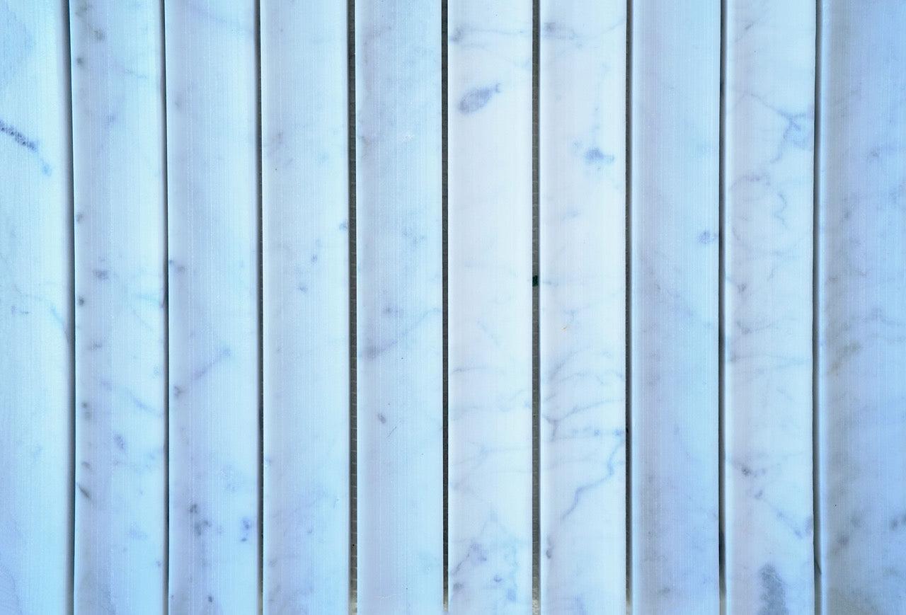 LINEA Concave Natural Stone Mosaic — Bianco